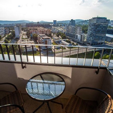 Air-Conditioned City View Apartment 24H Check-In Μπρατισλάβα Εξωτερικό φωτογραφία