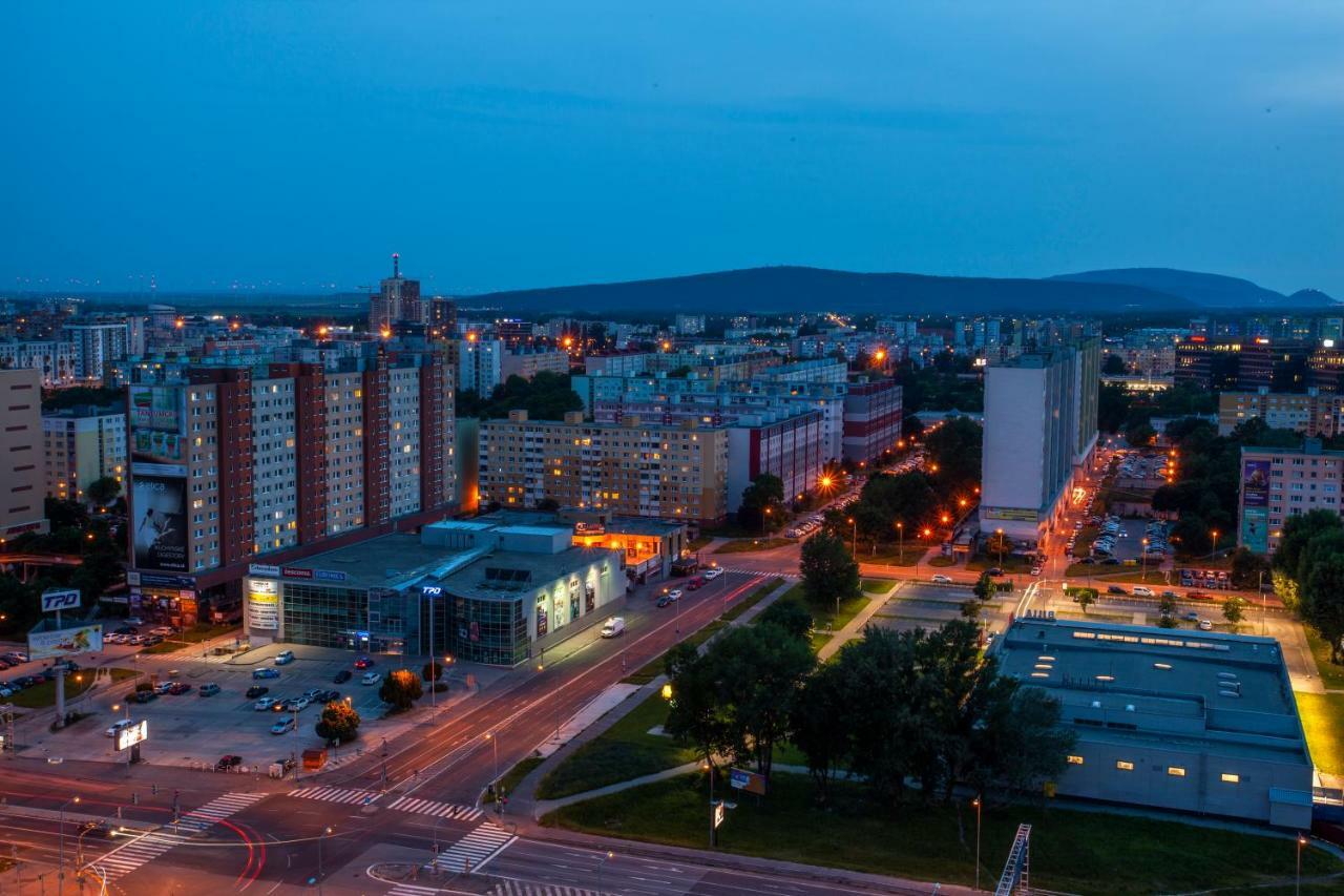 Air-Conditioned City View Apartment 24H Check-In Μπρατισλάβα Εξωτερικό φωτογραφία